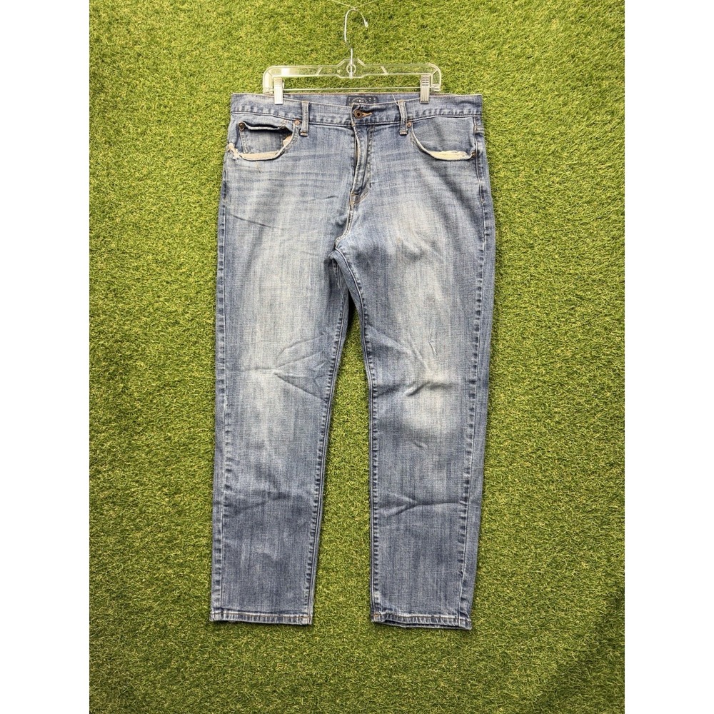 Lucky Brand Jeans Mens 38X32 221 Original Straight USA Made White Oak Cone